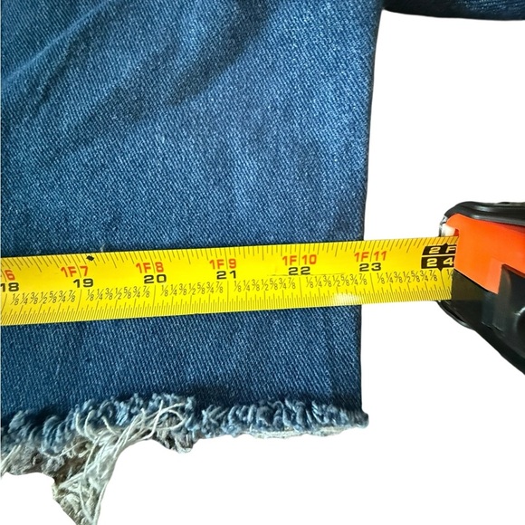 SHEIN Blue Denim Off-Shoulder Crop Top - Picture 3 of 5